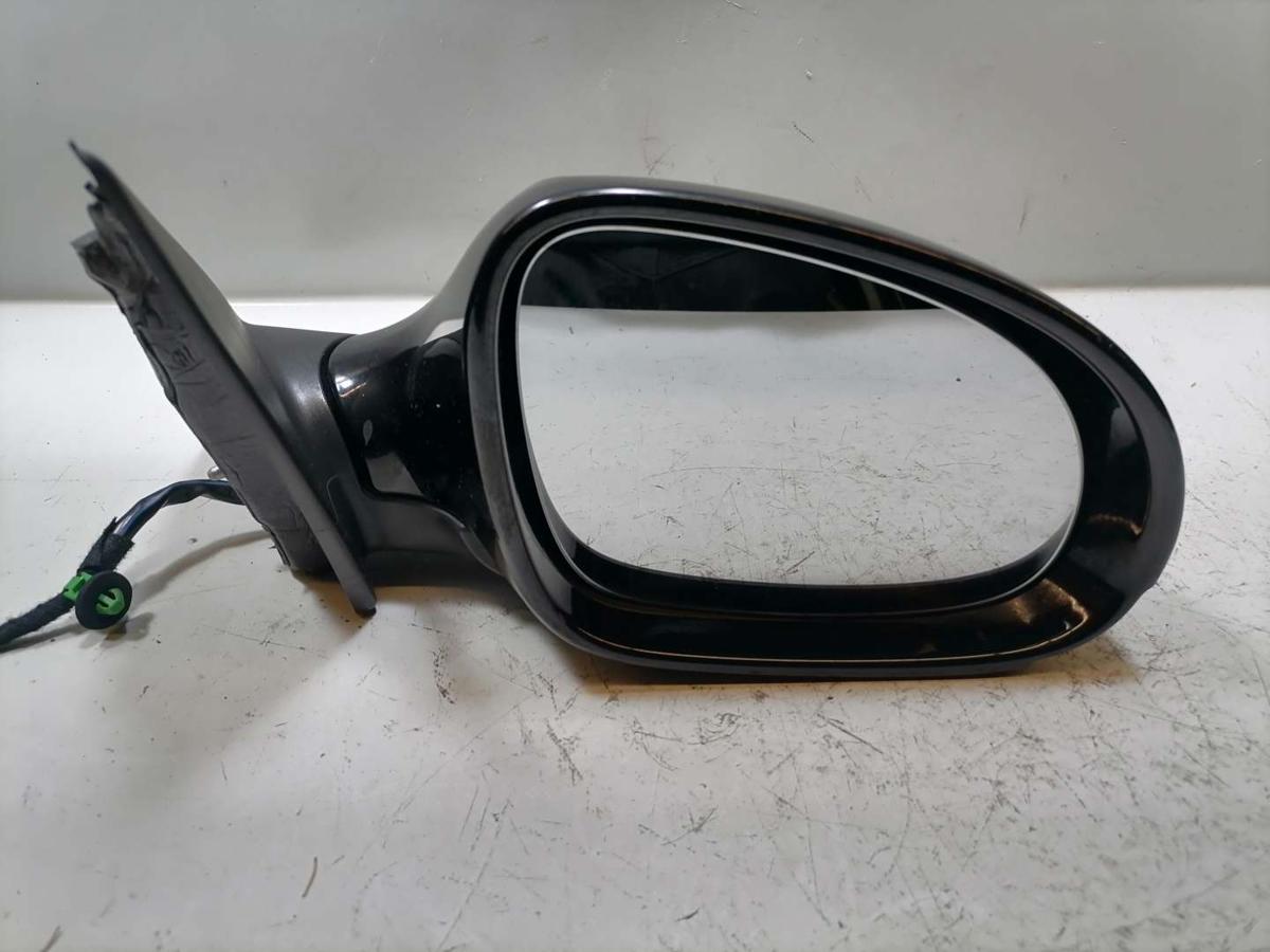 VW Passat 3C original Außenspiegel links elektrisch anklappbar Umfeldbeleuchtung Bj.2009